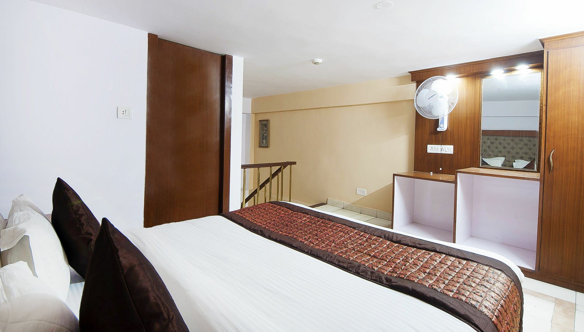 Hotel O Hotel Landmark Inn Delhi  Exterior foto